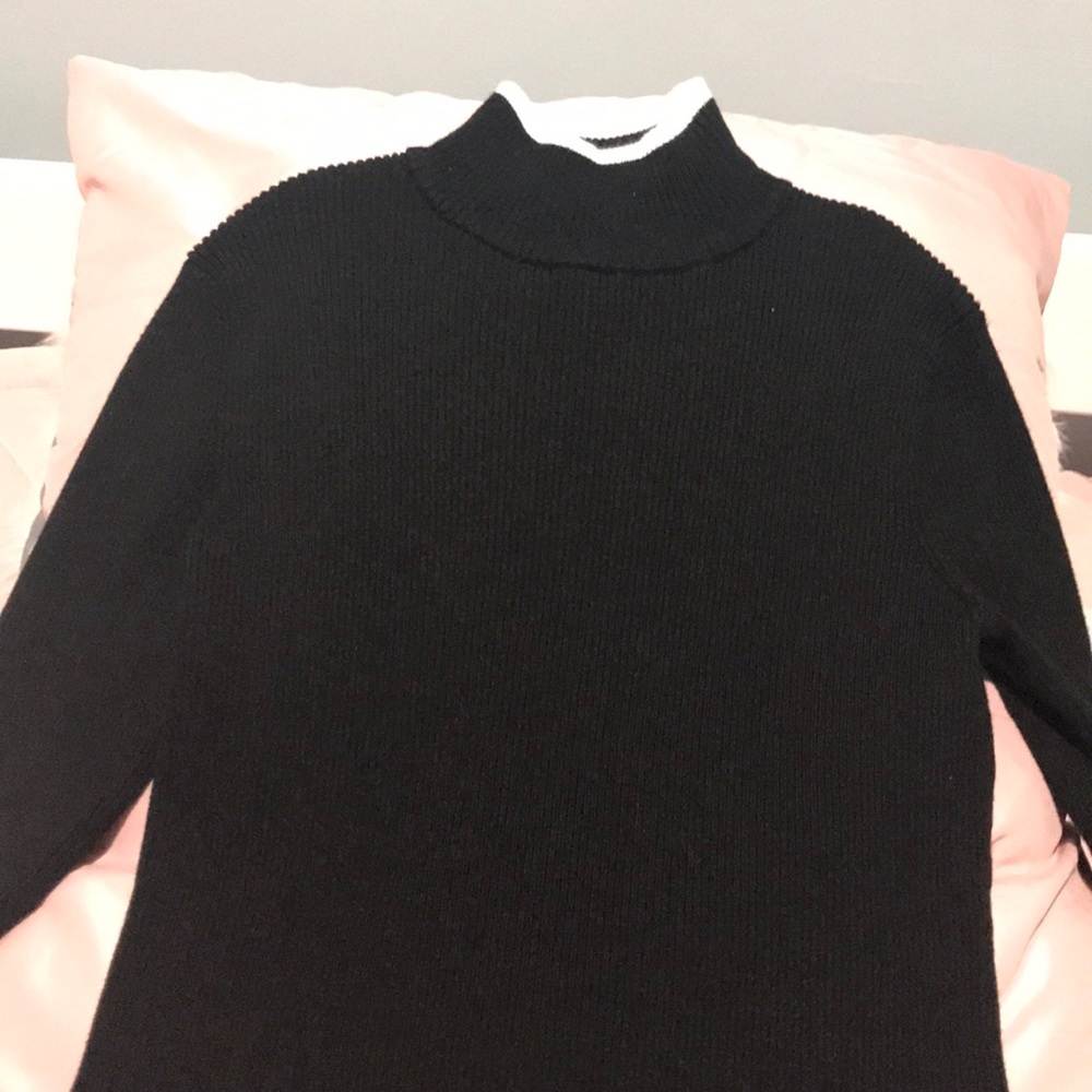Woman’s long sleeve sweater